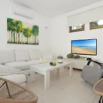 Case de vacanță Regina