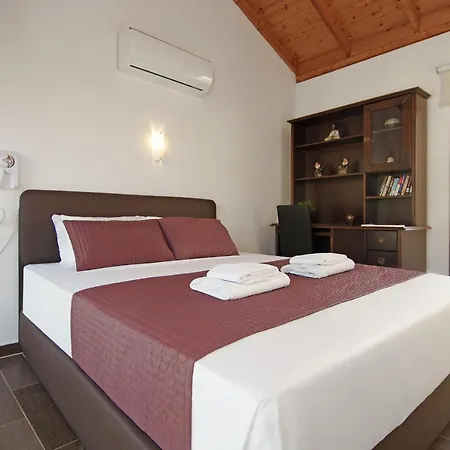 Regina בית נופש *