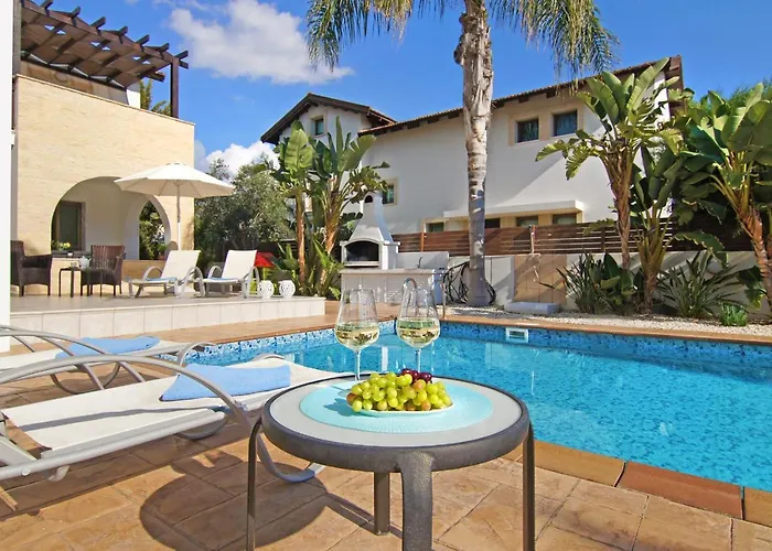 Regina Ferienhaus Agia Napa